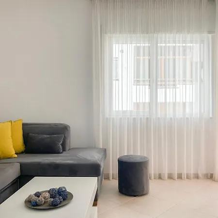 Deluxe 643 Apartman